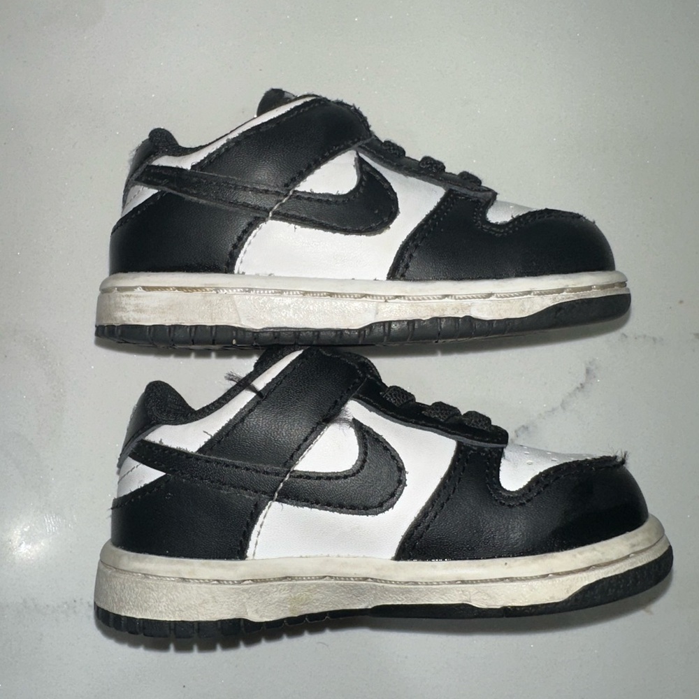 Nike Kids Black and White Sneakers